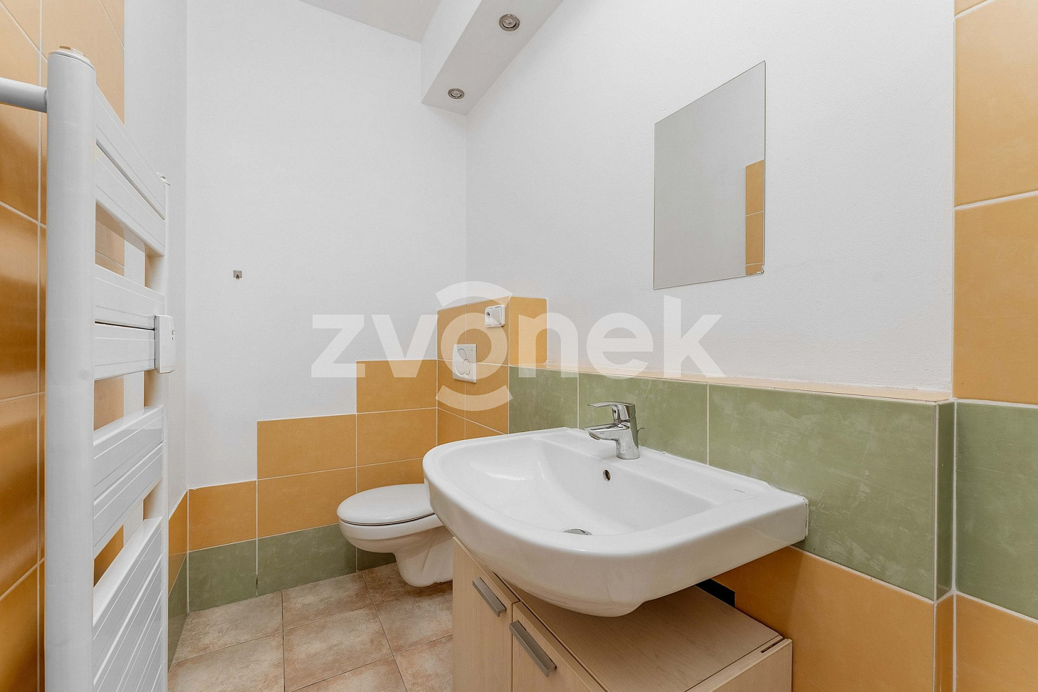 Pronájem bytu 1+kk 27 m² — photo 2