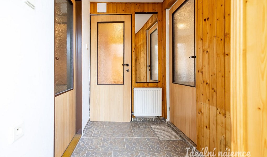 Pronájem domu 41 m² s pozemkem 100 m², Brandýs nad Labem-Stará Boleslav – náhled fotky 2
