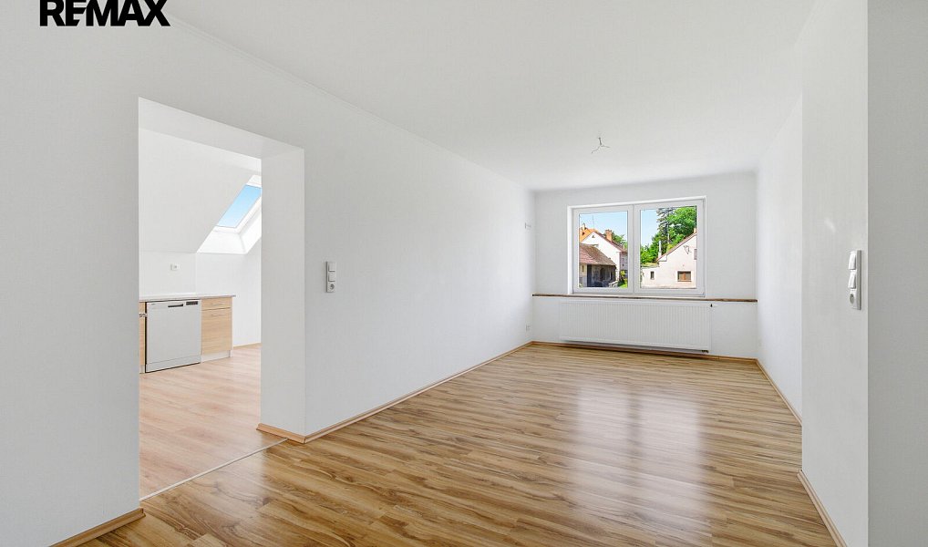 Prodej domu 250 m² s pozemkem 749 m², Kasejovice – náhled fotky 31