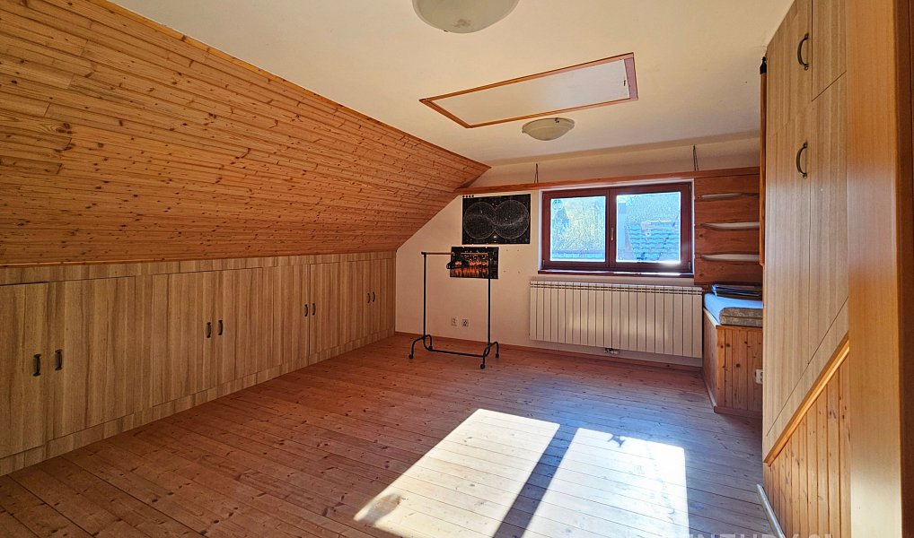 Prodej domu 131 m² s pozemkem 49 321 m², Držková – náhled fotky 16