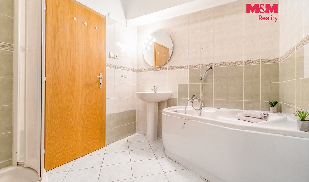 Prodej nájemního domu, činžáku 615 m², Český Těšín – náhled fotky 7