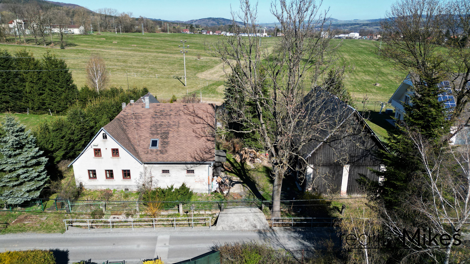 Prodej domu 273 m² s pozemkem 1 560 m² - Ansicht 3