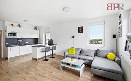 Prodej bytu 1+kk 57 m²