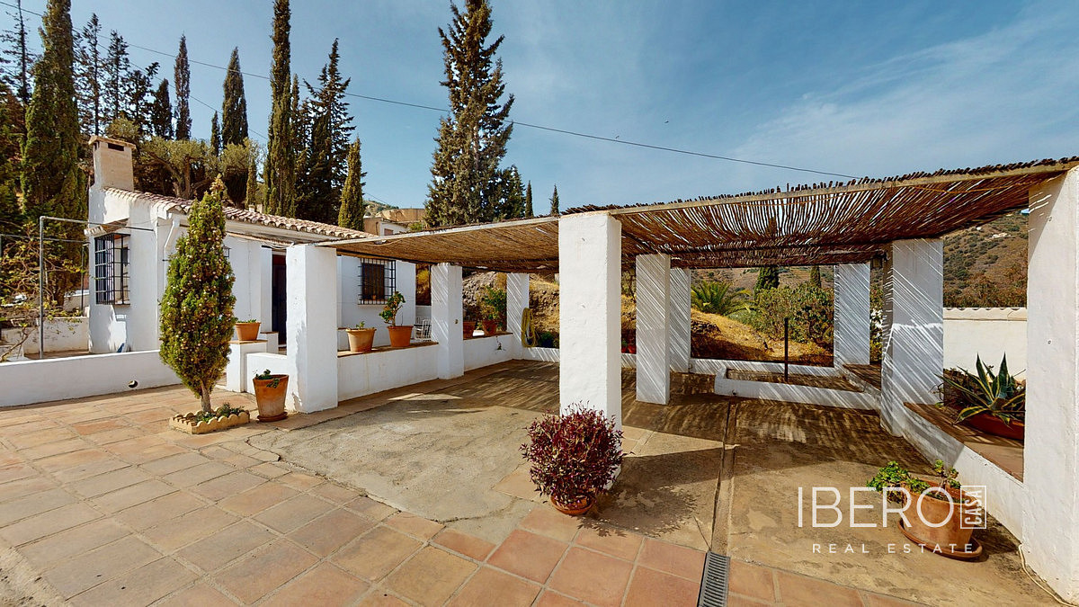 Prodej domu 546 m² s pozemkem 5 569 m² — photo 4