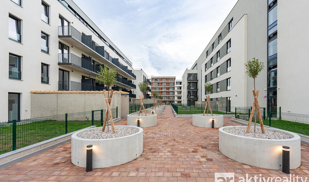 Prodej bytu 1+kk 35 m², Plzeň – náhled fotky 18