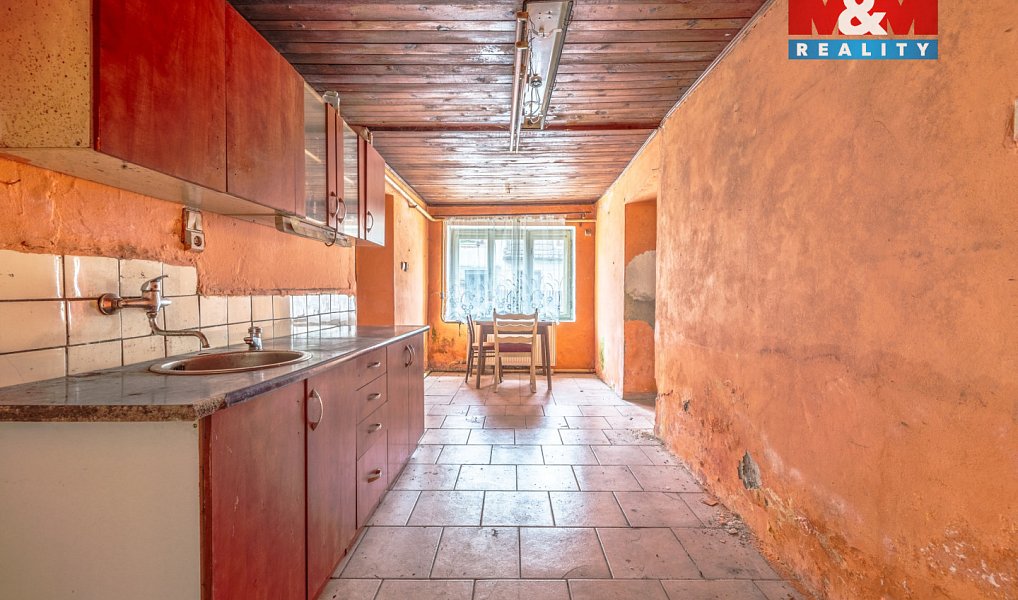 Prodej domu 222 m² s pozemkem 839 m², Pertoltice pod Ralskem – náhled fotky 8