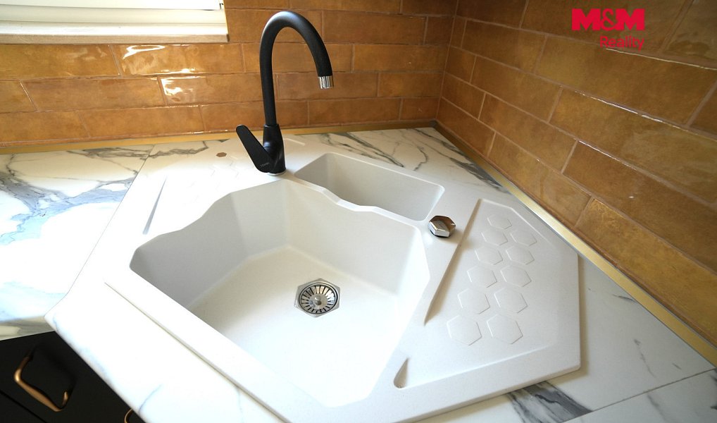 Prodej domu 180 m² s pozemkem 582 m², Šumavské Hoštice – náhled fotky 15