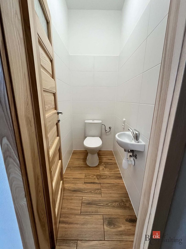 Pronájem bytu 2+kk 45 m² – pohled 5