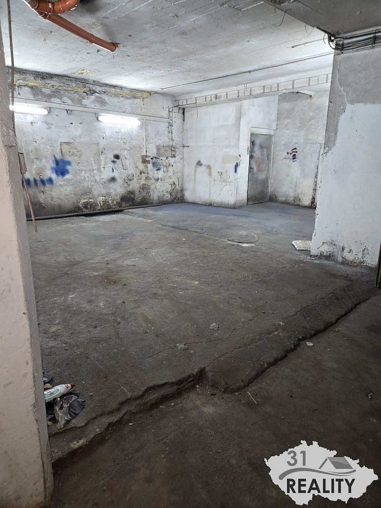 Pronájem skladovacích prostor 160 m² – fotografie 5