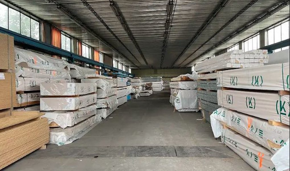 Pronájem obchodních prostor 1 000 m², Letkov – náhled fotky 4