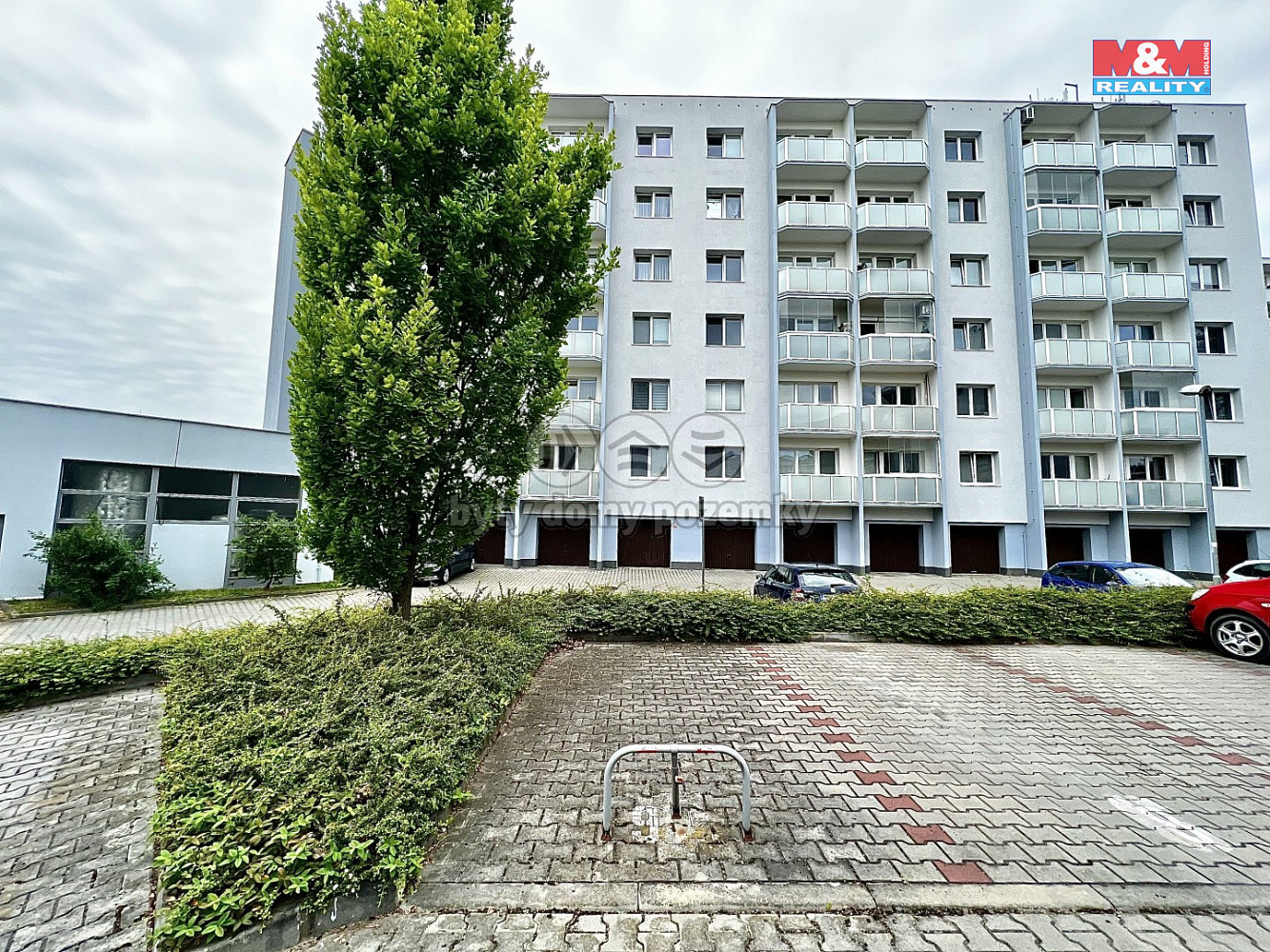 Prodej venkovních parkovacích stání, 47 m2, brno, ul. lučiny