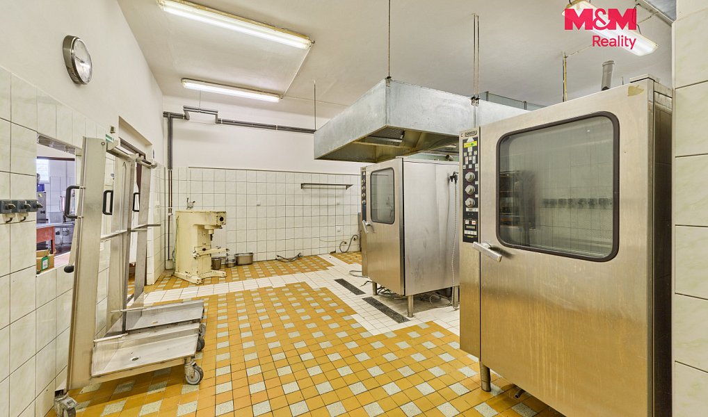 Prodej výrobních prostor 350 m², Trutnov – náhled fotky 7