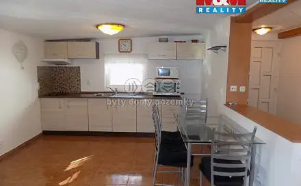 Pronájem bytu 2+kk 42 m²