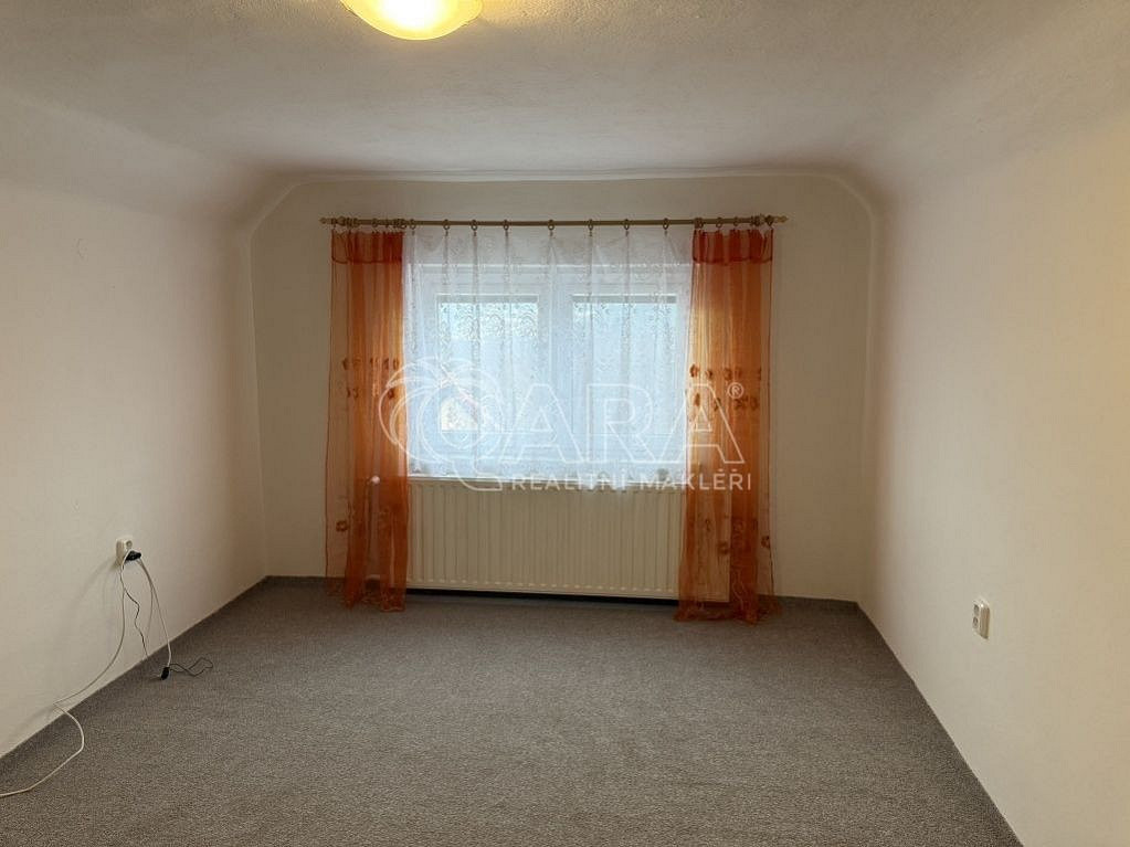 Pronájem bytu 2+1 50 m² – fotografie 2