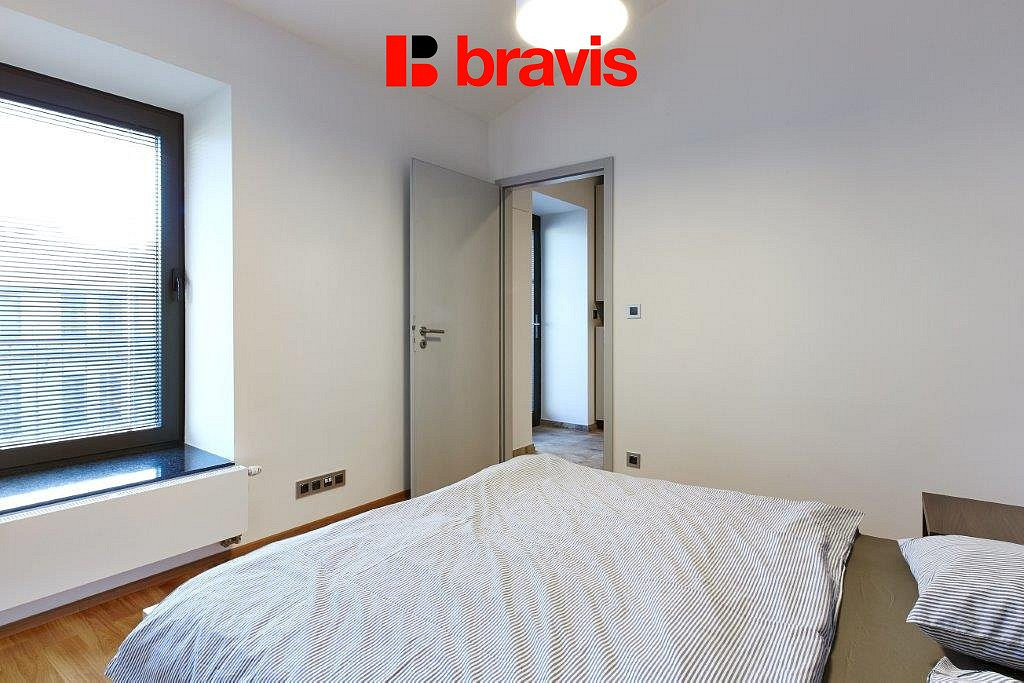 Pronájem bytu 2+kk 69 m² – fotografie 4