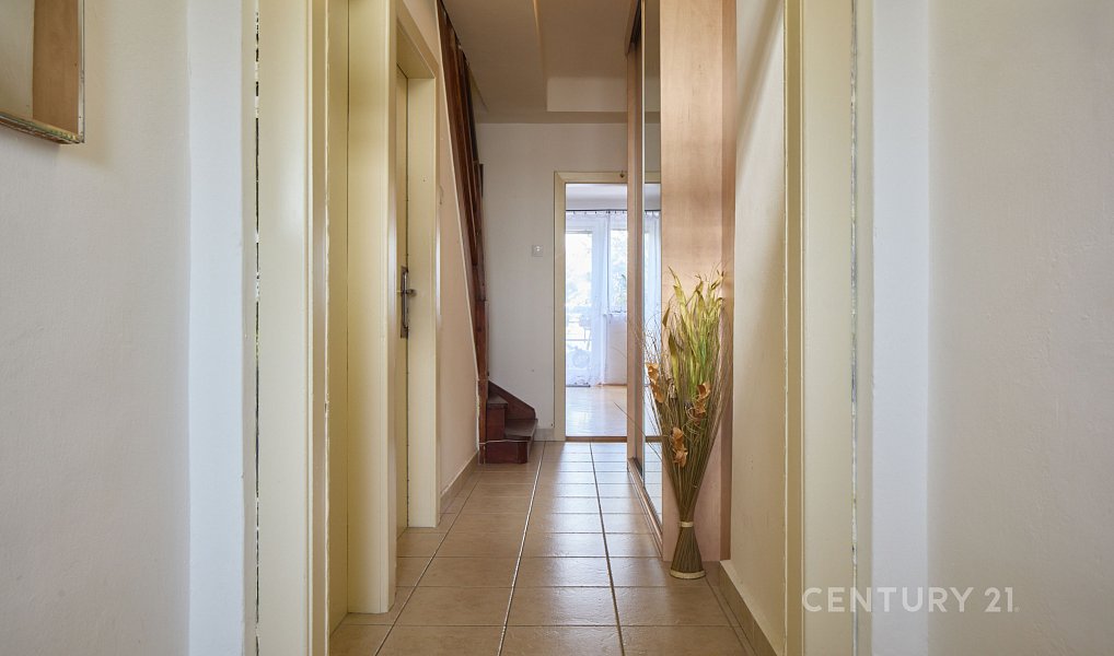 Prodej domu 94 m² s pozemkem 150 m², Znojmo – náhled fotky 10