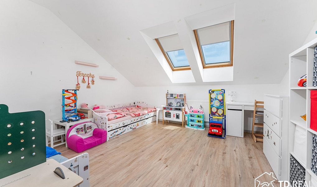 Prodej bytu 3+kk 73 m², Holubice – náhled fotky 8
