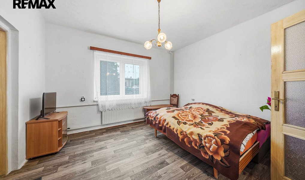 Prodej domu 145 m² s pozemkem 823 m², Košťany – náhled fotky 7