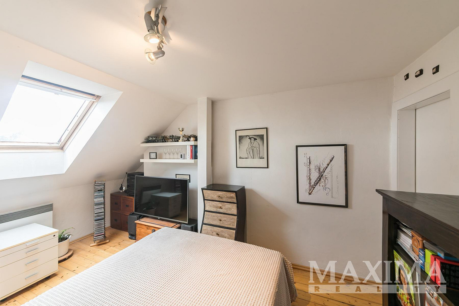 Pronájem pokoje 30 m² – fotografie 2