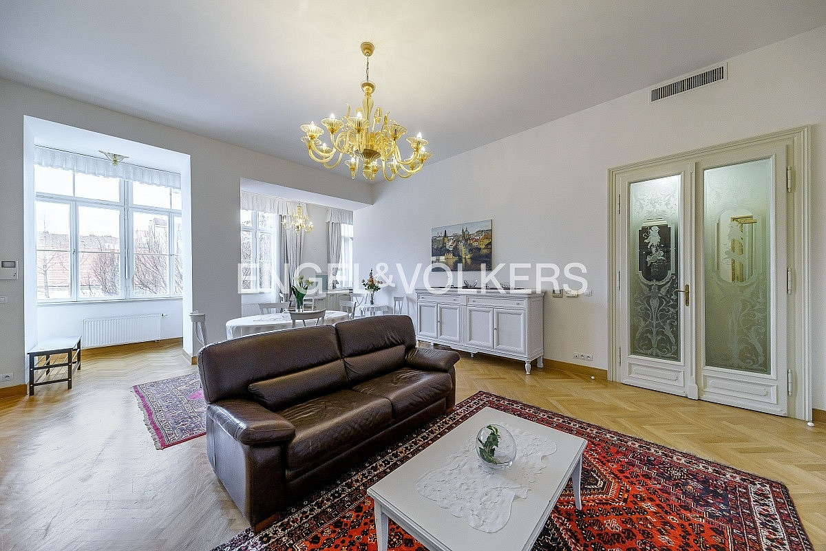 Pronájem bytu 3+kk 110 m²