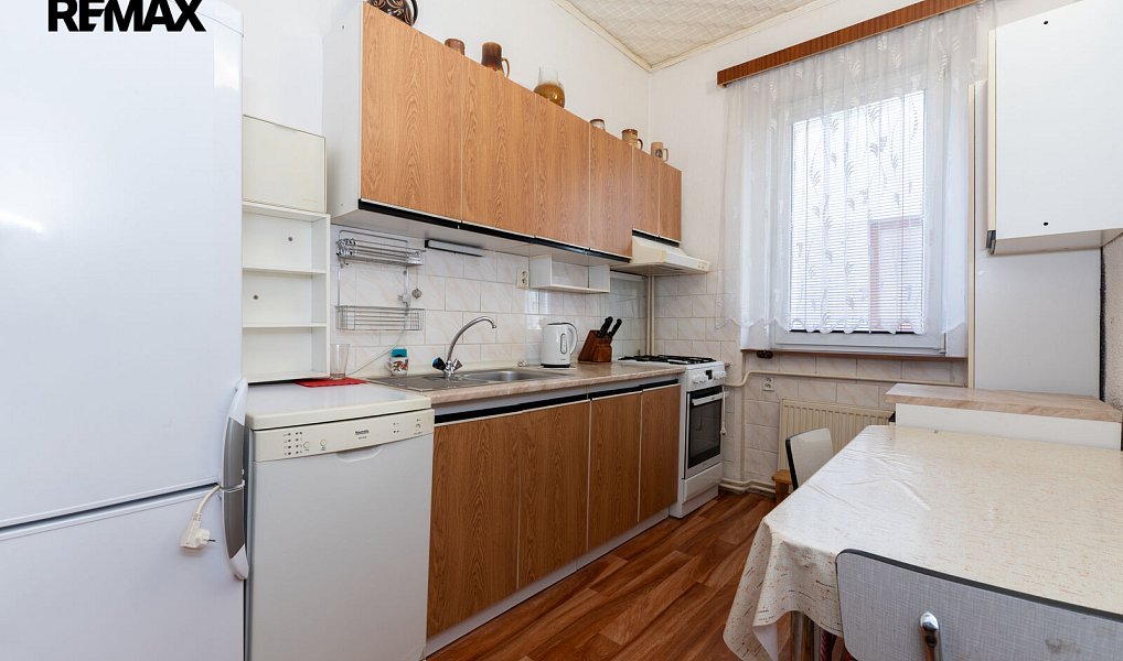 Prodej domu 207 m² s pozemkem 354 m², Spořice – náhled fotky 16