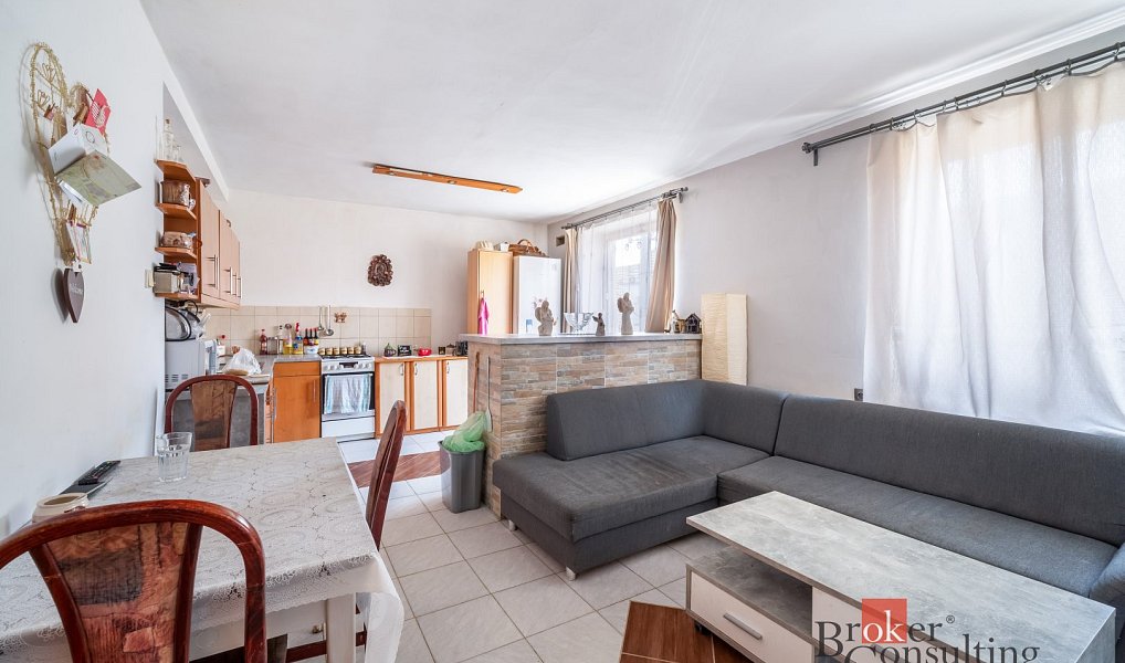 Prodej domu 220 m² s pozemkem 493 m², Blučina – náhled fotky 42