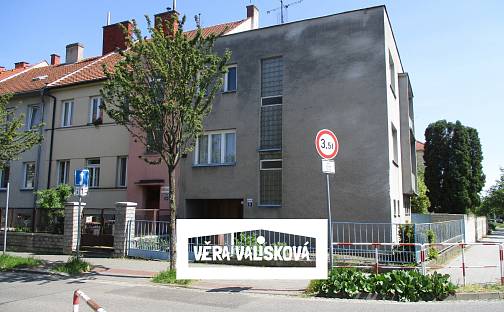 Prodej domu 210 m² s pozemkem 420 m², Březinova, Kroměříž