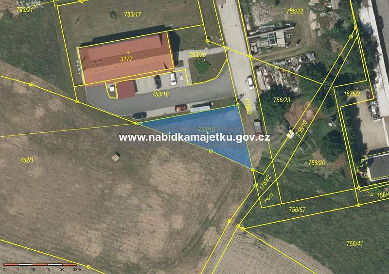 Prodej stavebního pozemku 381 m² – fotografie 4