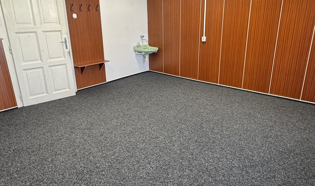Pronájem komerčního prostoru, 26 m², Pardubice
