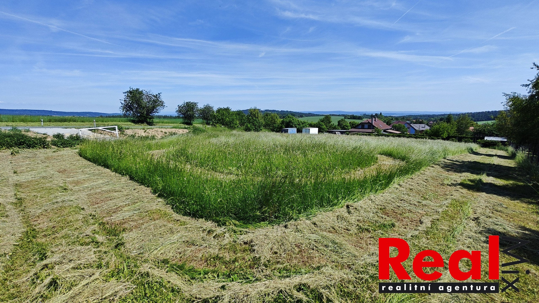 Prodej stavebního pozemku 3 053 m²