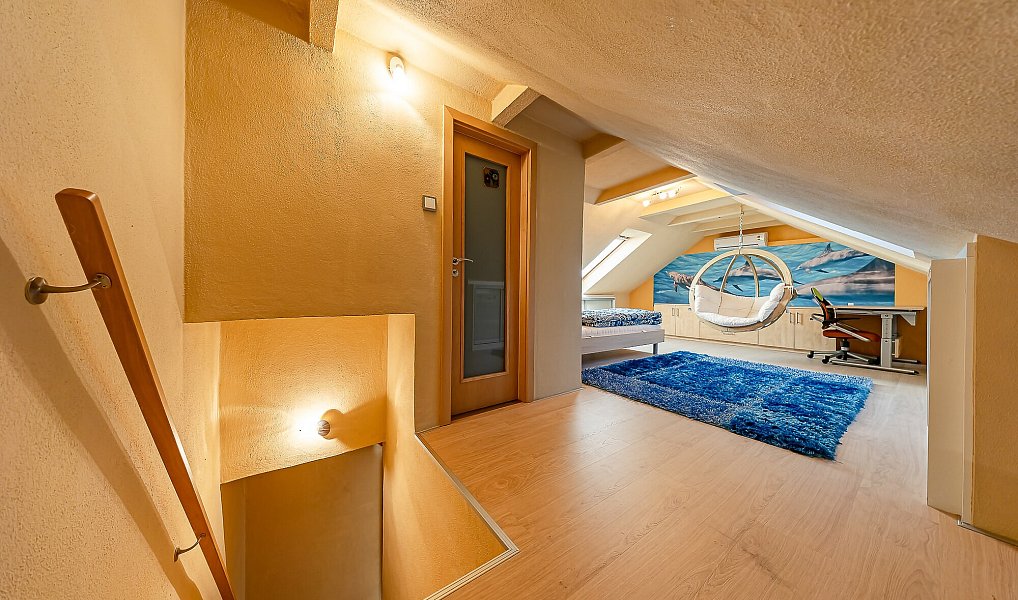 Prodej domu 240 m² s pozemkem 255 m², Uherské Hradiště – náhled fotky 16