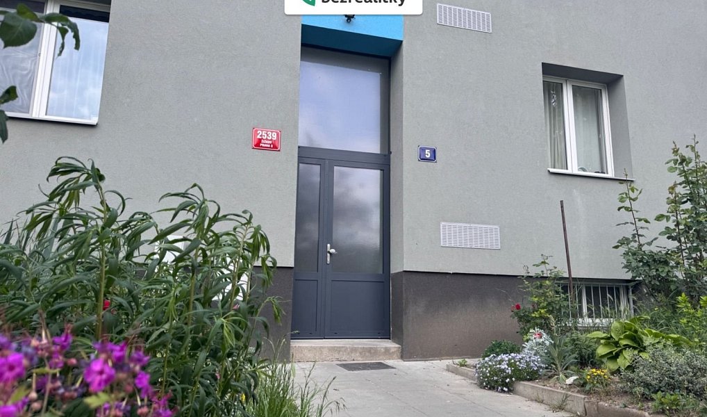 Prodej bytu 2+1 53 m², Praha – náhled fotky 15