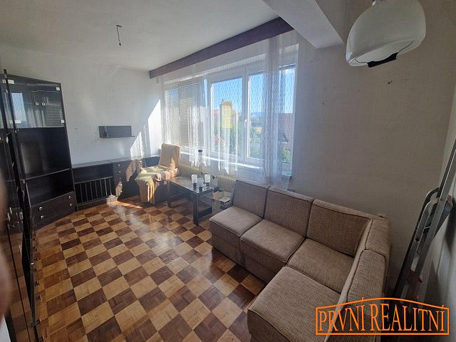 Prodej domu 178 m² s pozemkem 392 m² – fotografie 2