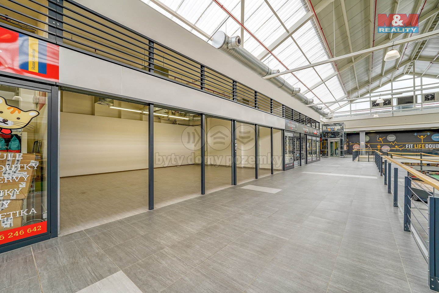Pronájem obchodních prostor 68 m² – fotografie 3