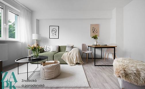 Pronájem bytu 2+kk 30 m², třída Bří Čapků, Hodonín