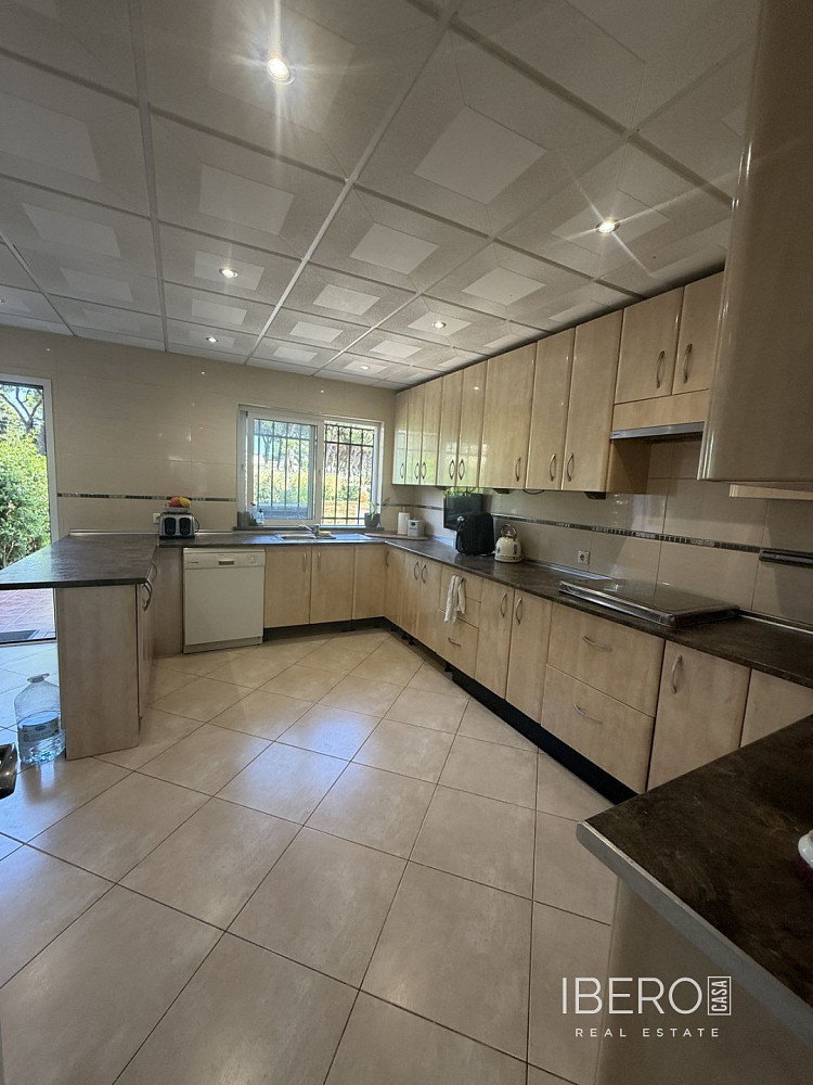 Casa 4+kk – Mijas, Urbanización Sitio de Calahonda - Más