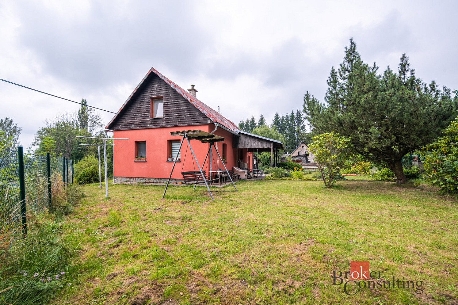 Prodej domu 135 m² s pozemkem 1 115 m²