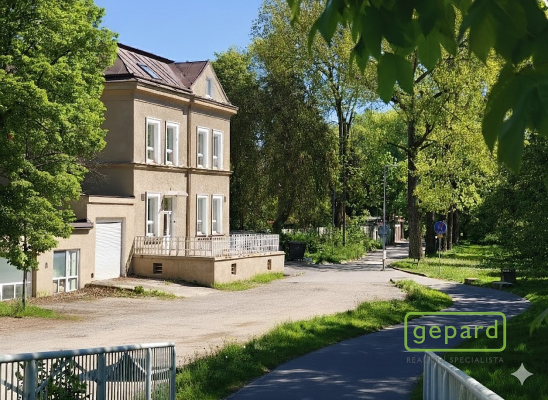 Prodej komerčního objektu (jiného typu) 596 m² — photo 3