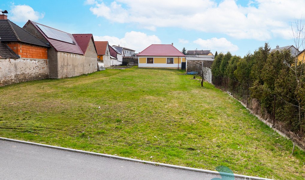 Prodej stavebního pozemku 719 m², Klenovice – náhled fotky 2