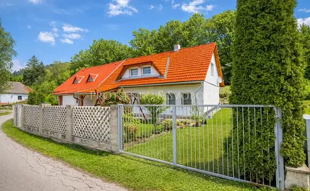 Prodej domu 290 m² s pozemkem 860 m², Ždírec nad Doubravou - Nový Studenec, okres Havlíčkův Brod