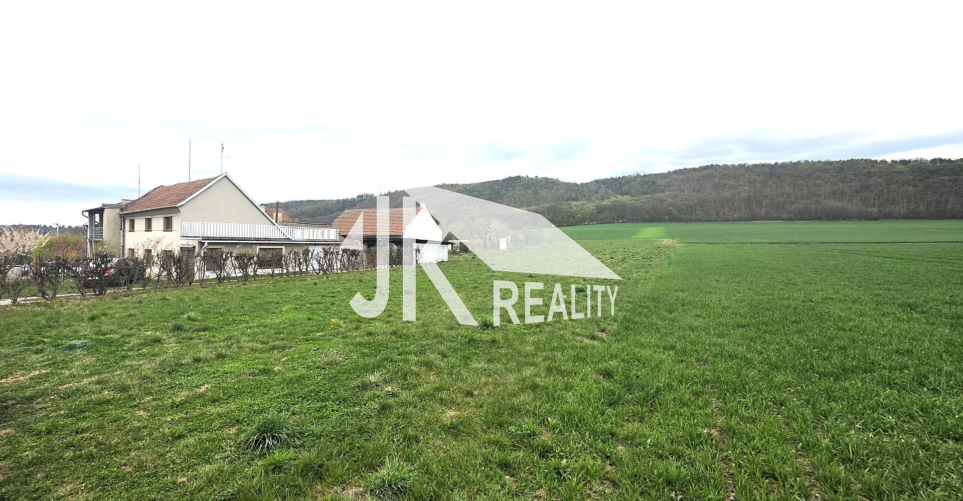 Prodej stavebního pozemku 1 981 m² – fotografie 2