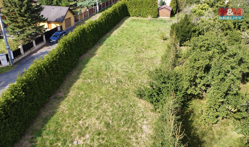 Prodej stavebního pozemku 900 m², Ohrobec – náhled fotky 9