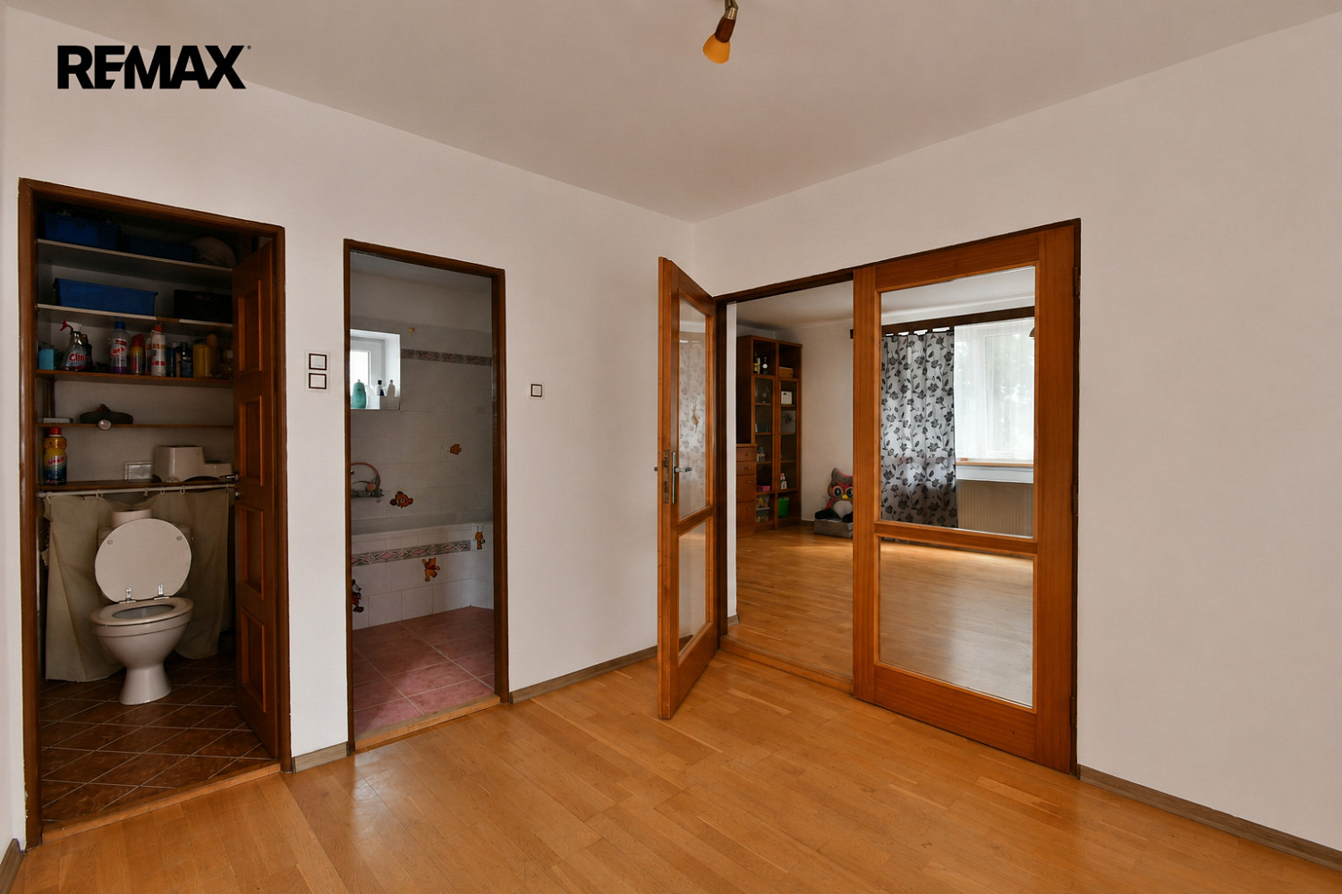 Pronájem domu 160 m² s pozemkem 1 570 m² – fotografie 4