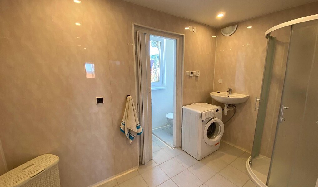Prodej bytu 3+kk 74 m², Karlovy Vary – náhled fotky 14