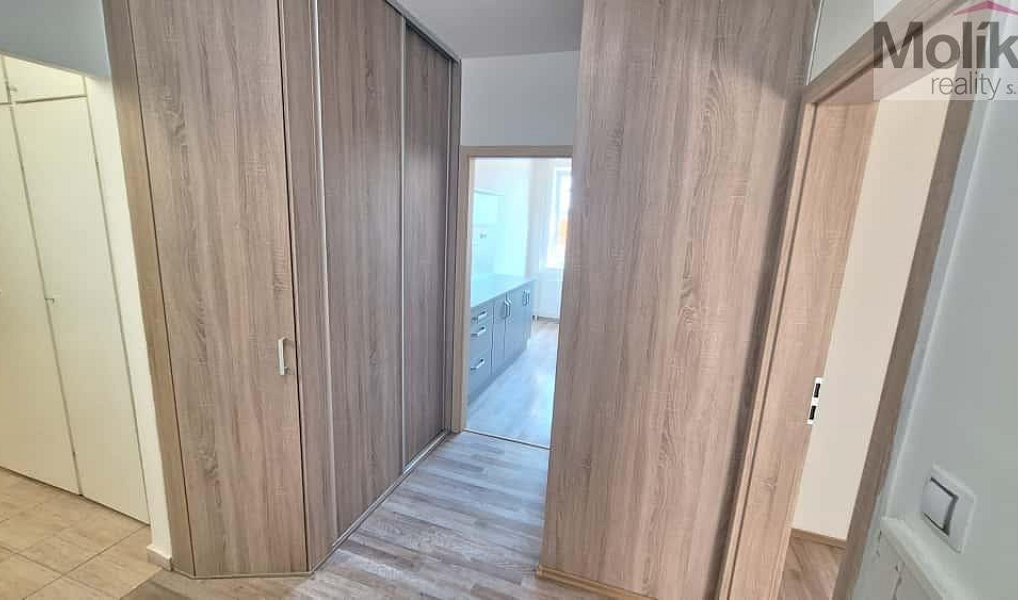 Prodej bytu 4+1 85 m², Teplice – náhled fotky 12