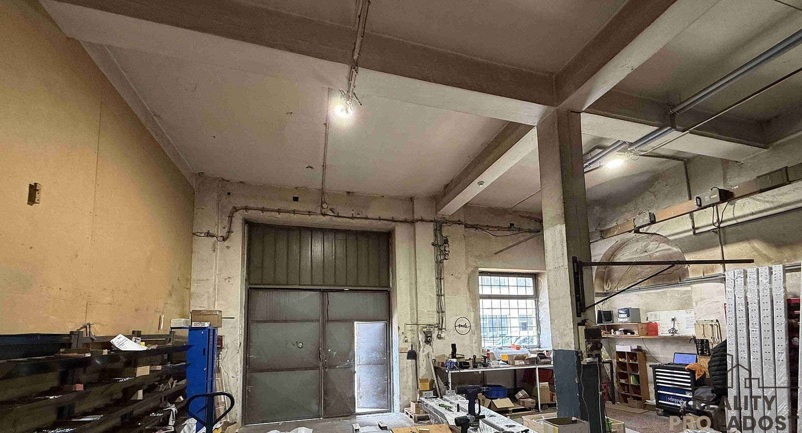 Pronájem skladovacích prostor 102 m² – fotografie 2