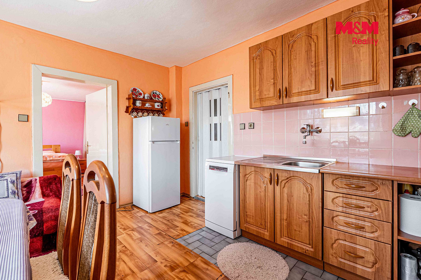 Prodej domu 80 m² s pozemkem 9 001 m² — photo 2