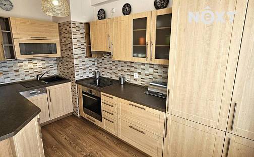 Pronájem bytu 2+kk 64 m², Kpt. Jaroše, Tábor