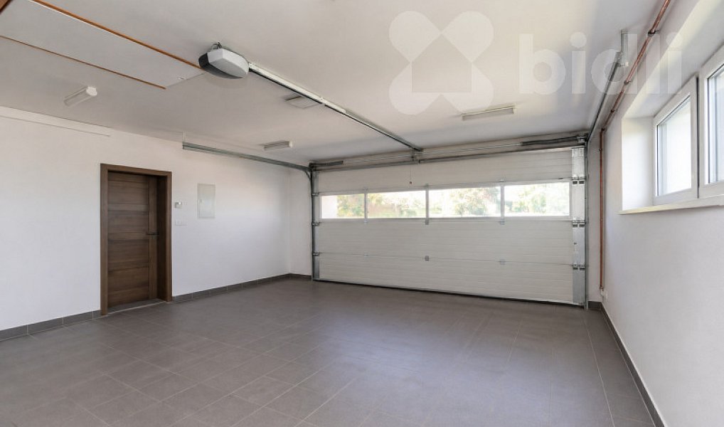 Prodej domu 189 m² s pozemkem 921 m², Nýrsko – náhled fotky 30