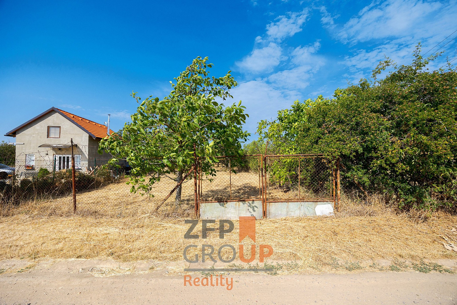 Prodej zahrady 1 372 m² – fotografie 2